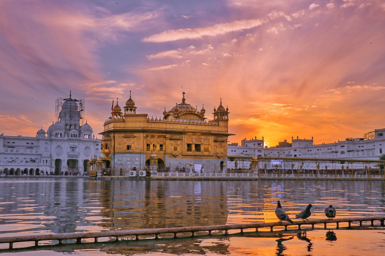 flight offers amritsar 1